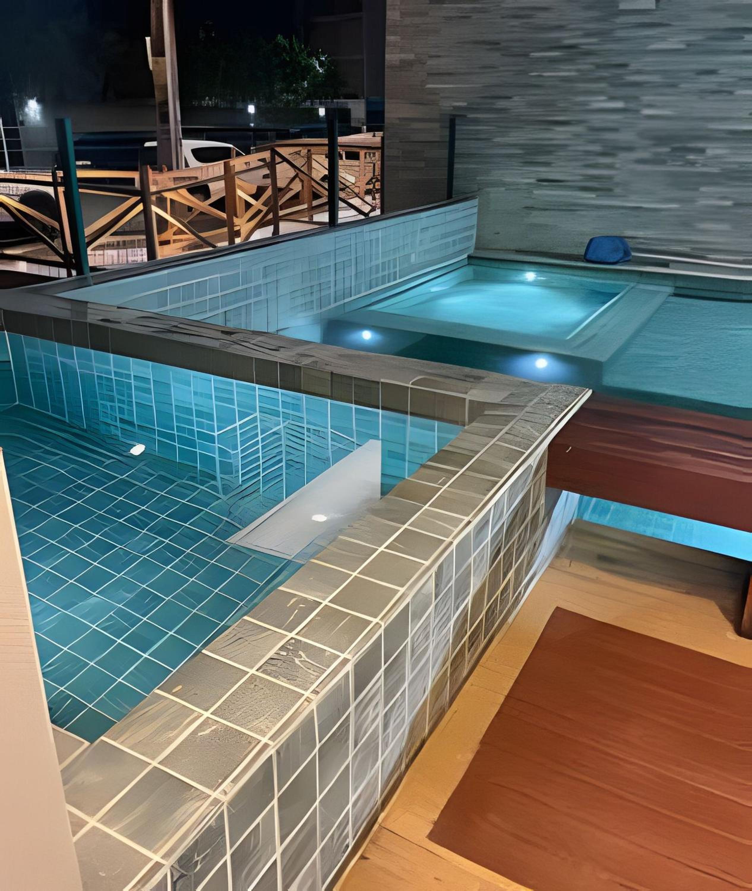 Flat térreo com piscina privativa
