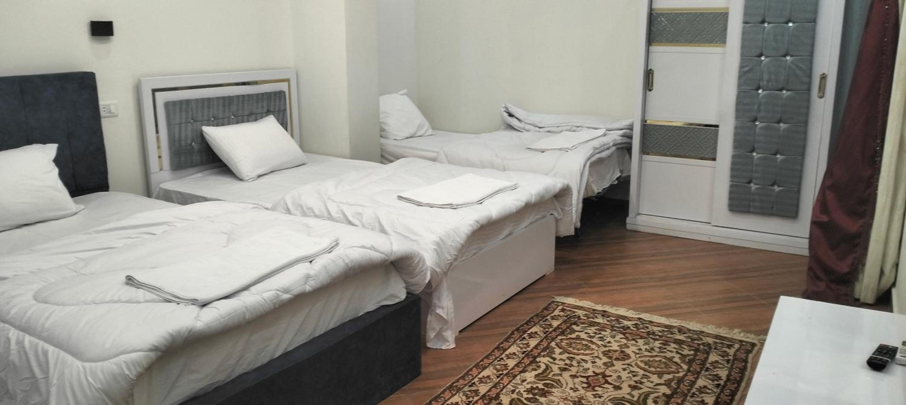Royal Zeina Pyramids Inn