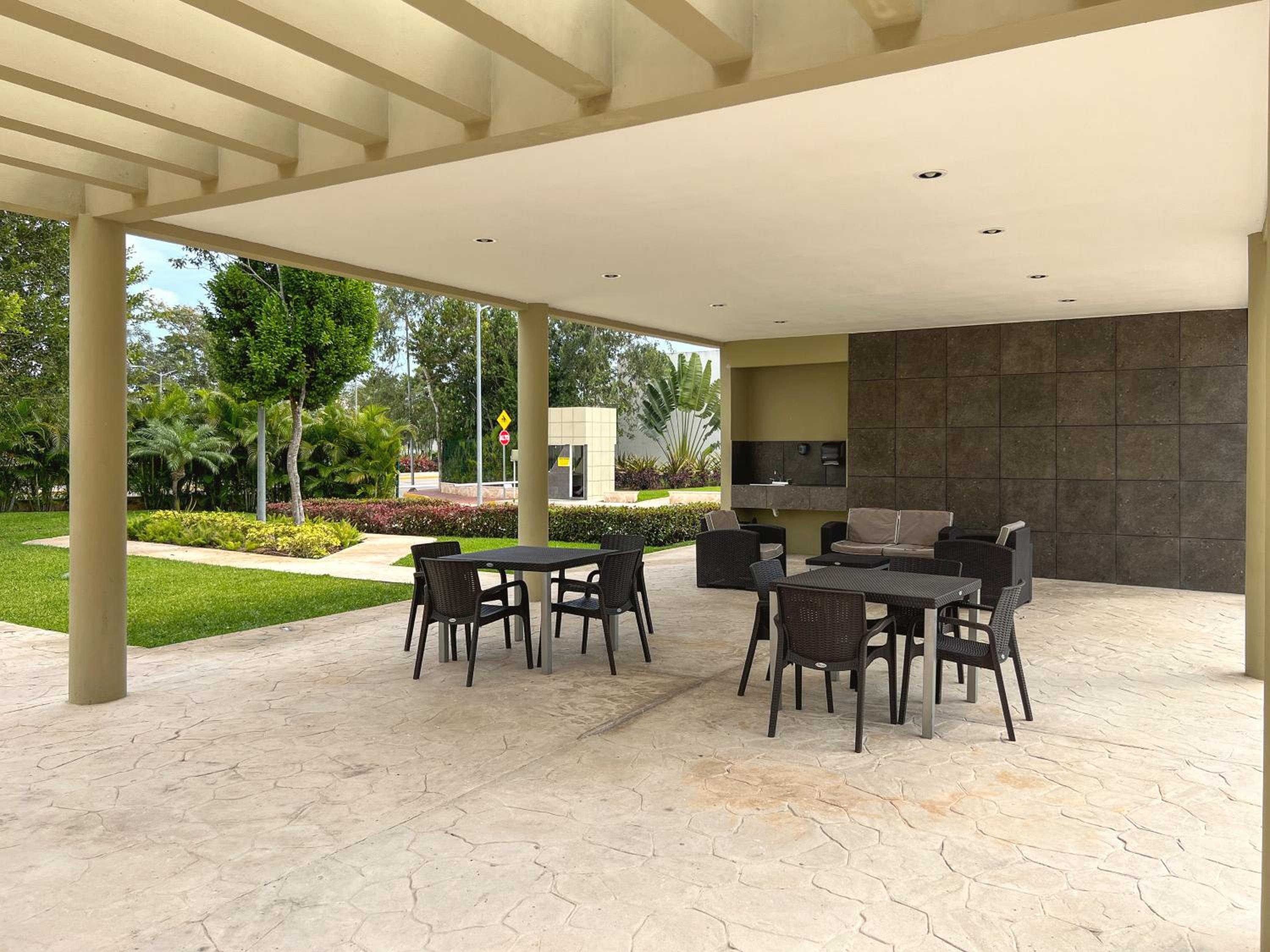 Casita Bugambilia