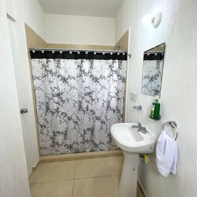 Casita Bugambilia