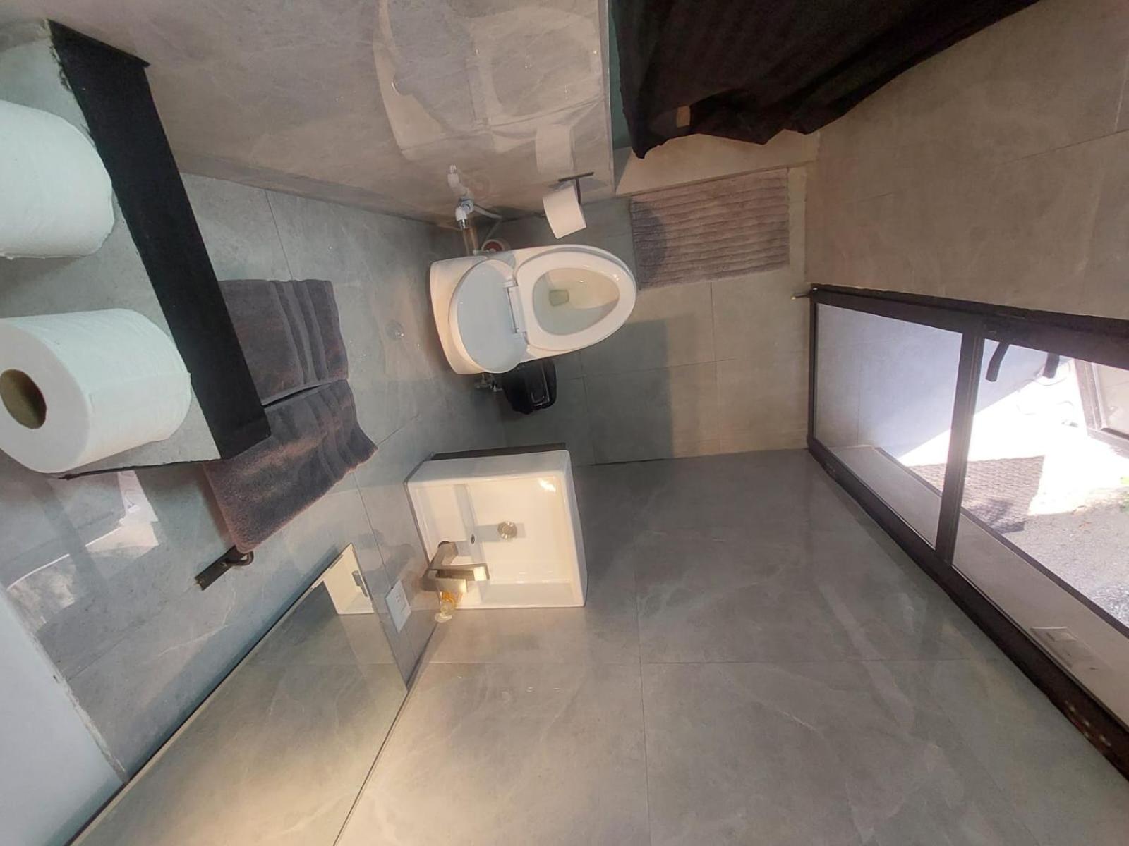 Villa Tel Aviv - Modern & Stylish Private Suite by Playa Chiquita