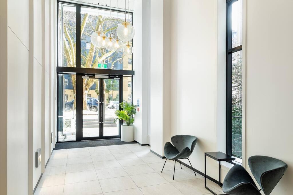 Studio Apartment in AKL CBD view 4