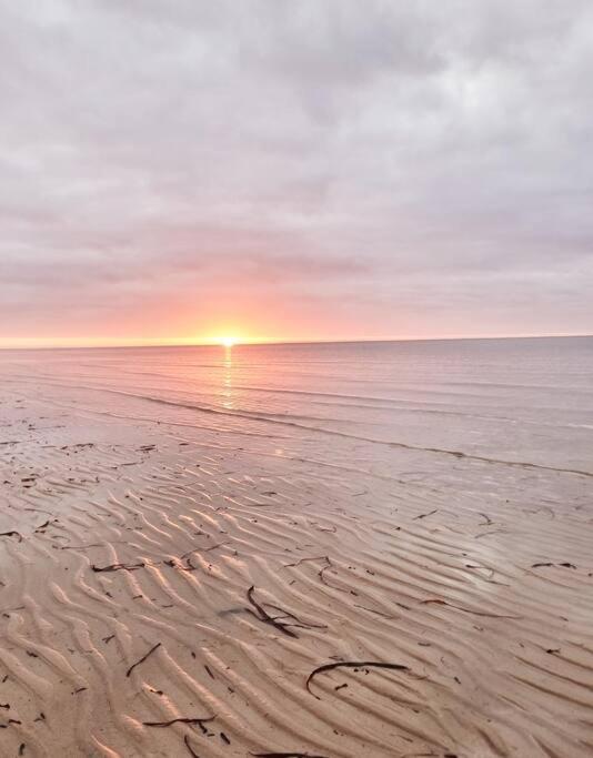 Rise and Tide