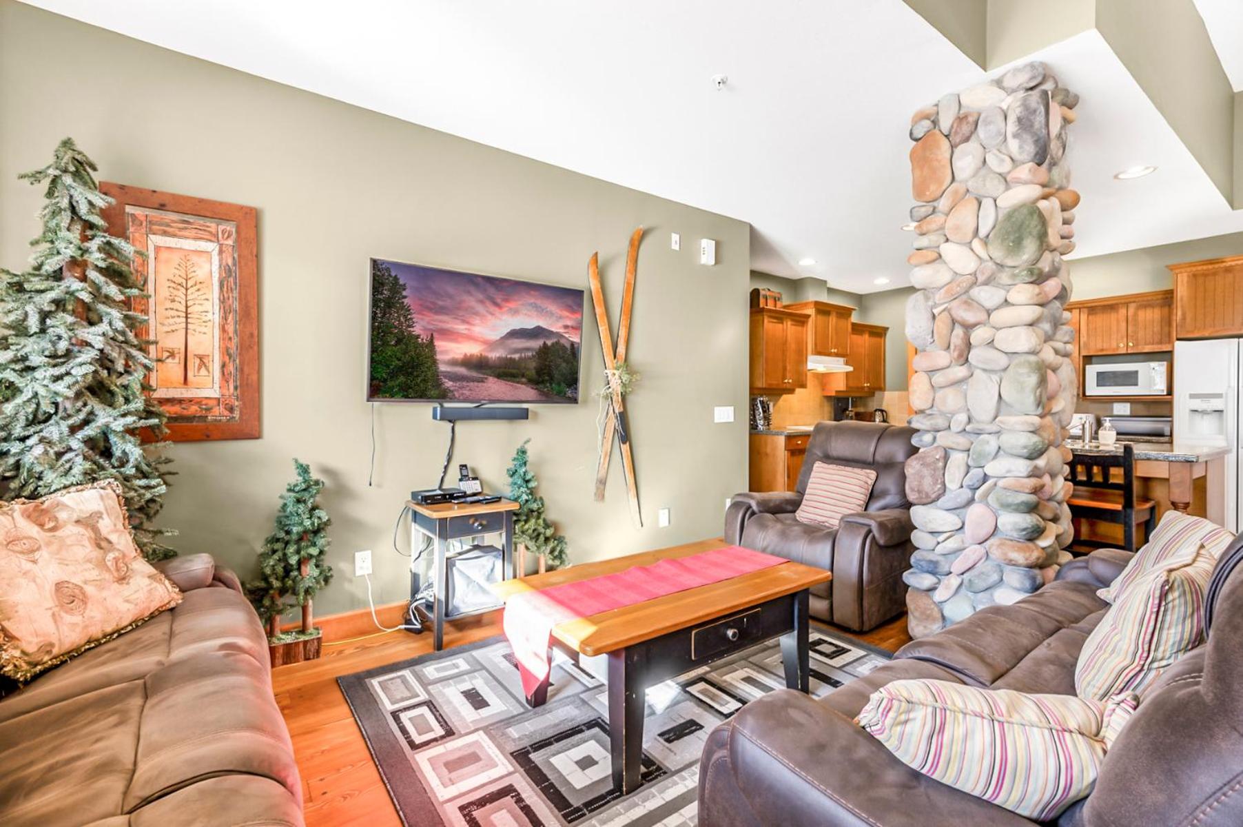 Treetops Ski Luxury Townhouse
