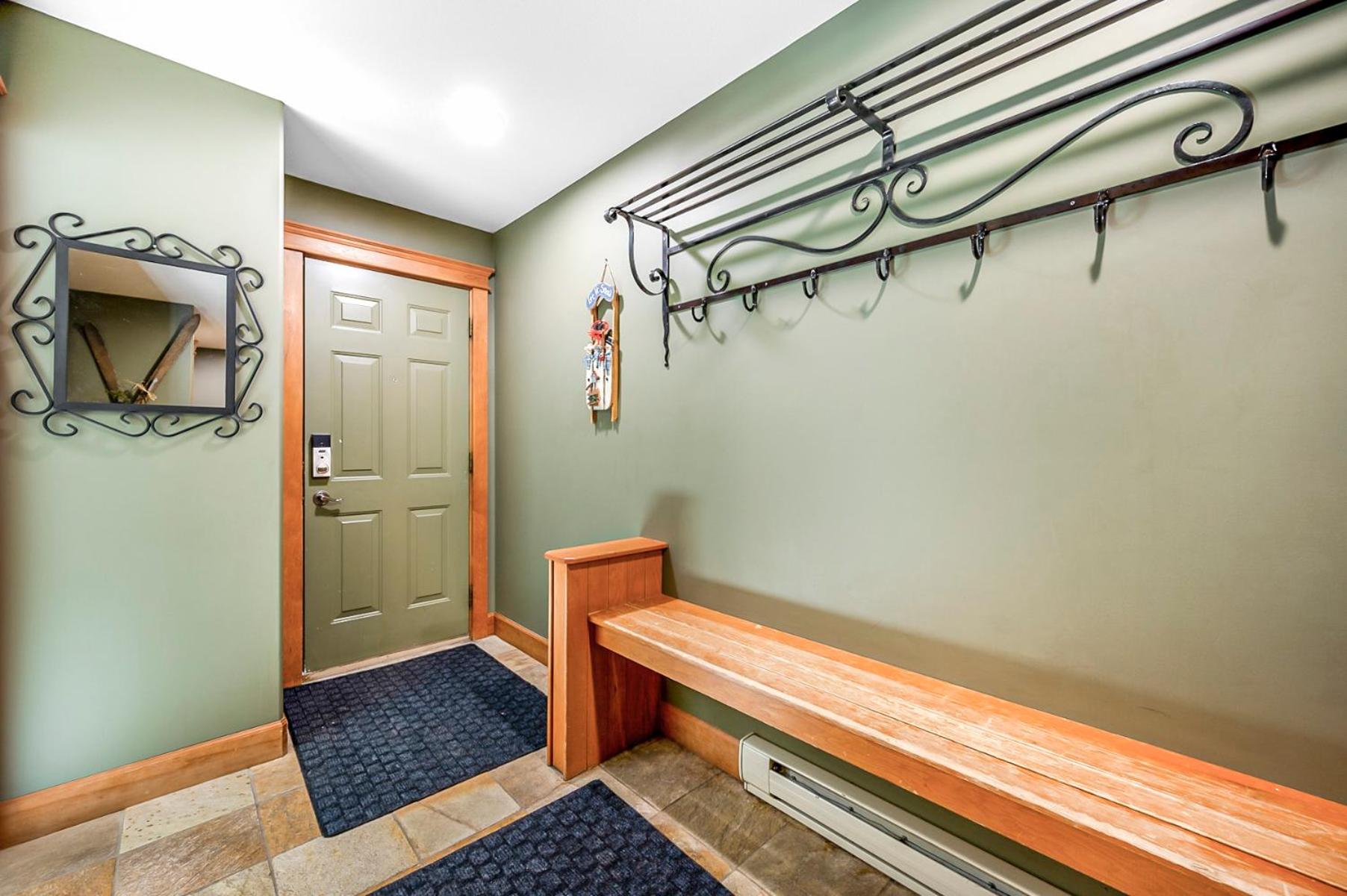 Treetops Ski Luxury Townhouse