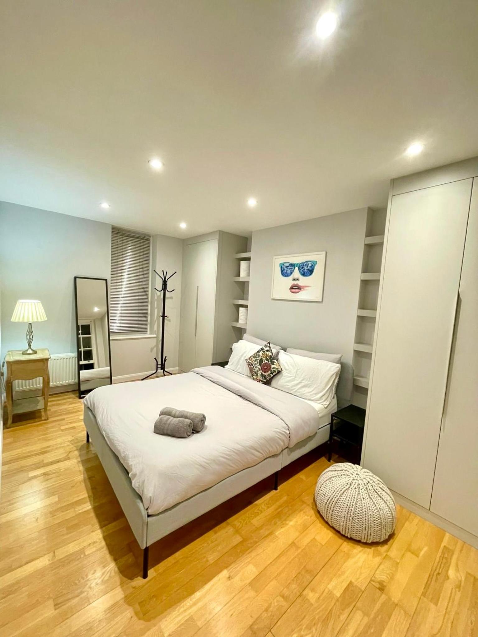Stylish 1BR, 15 mins to Buckingham Palace, Central London