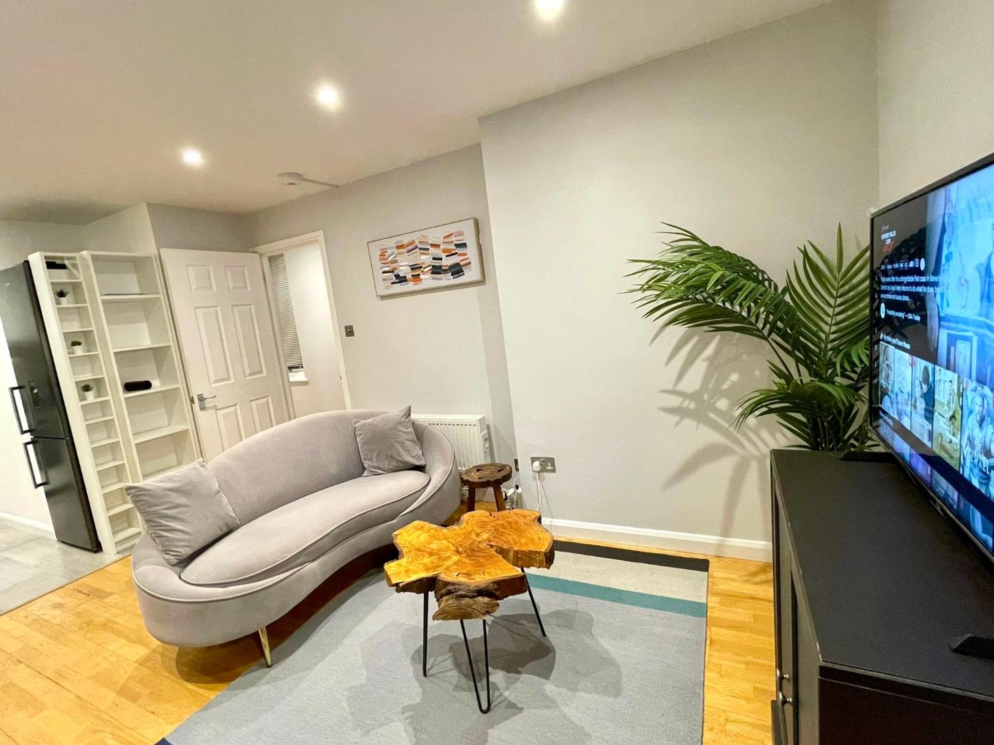 Stylish 1BR, 15 mins to Buckingham Palace, Central London