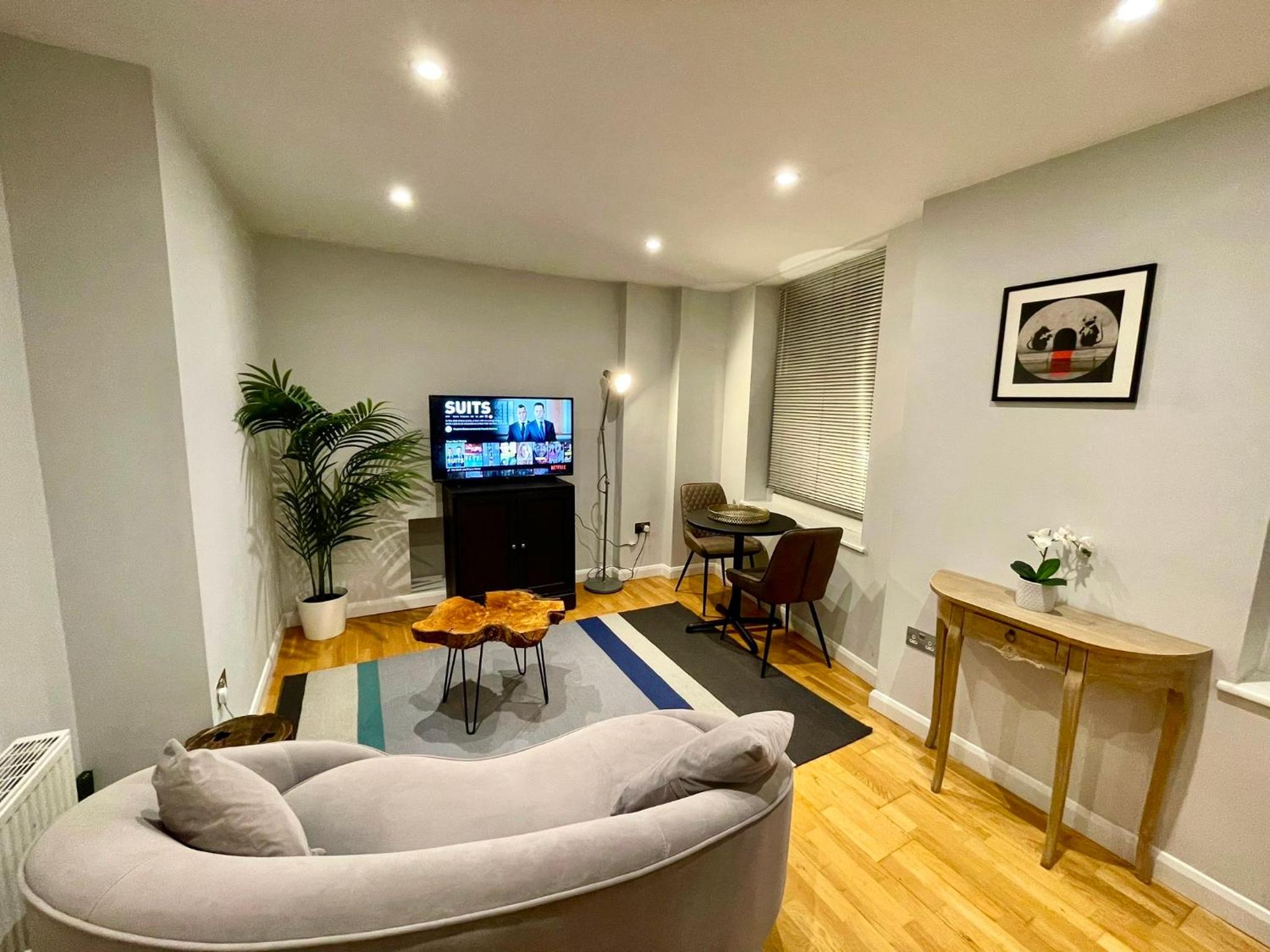 Stylish 1BR, 15 mins to Buckingham Palace, Central London