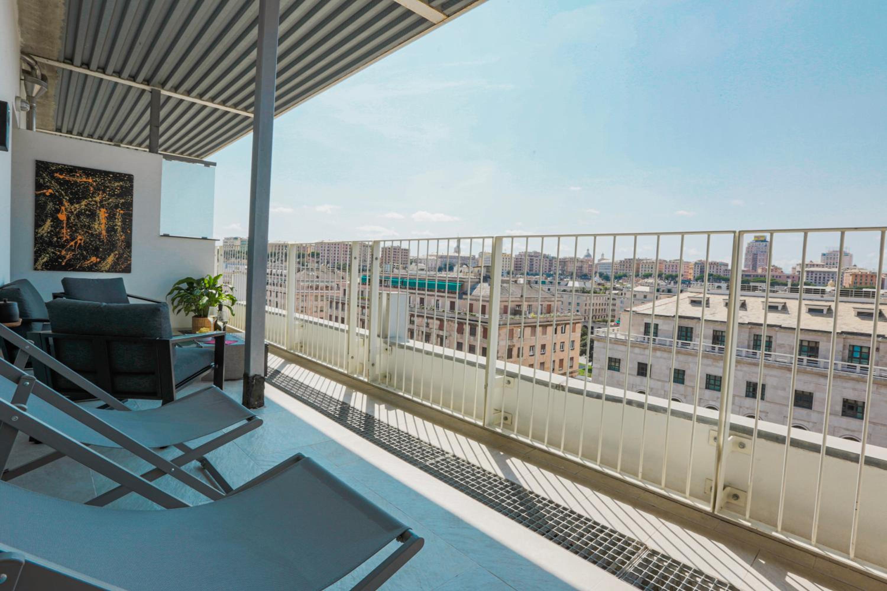Attico 36 e 49 con terrazza vista mare e parcheggio grande view 5
