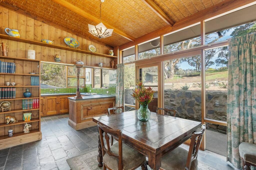 Rustic Cottage