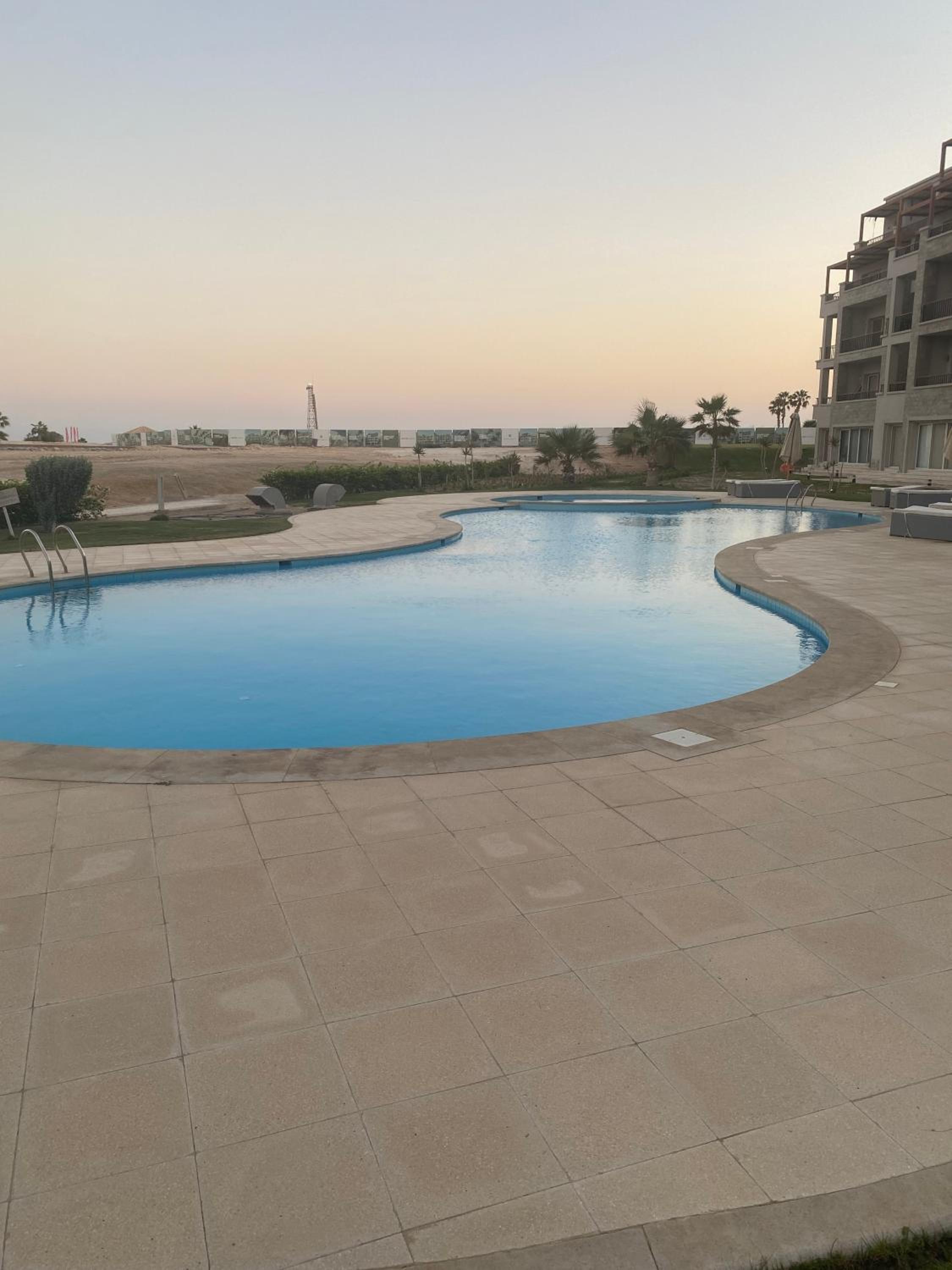 Luxury One Bedroom Apartment with Sea view in SomaBay