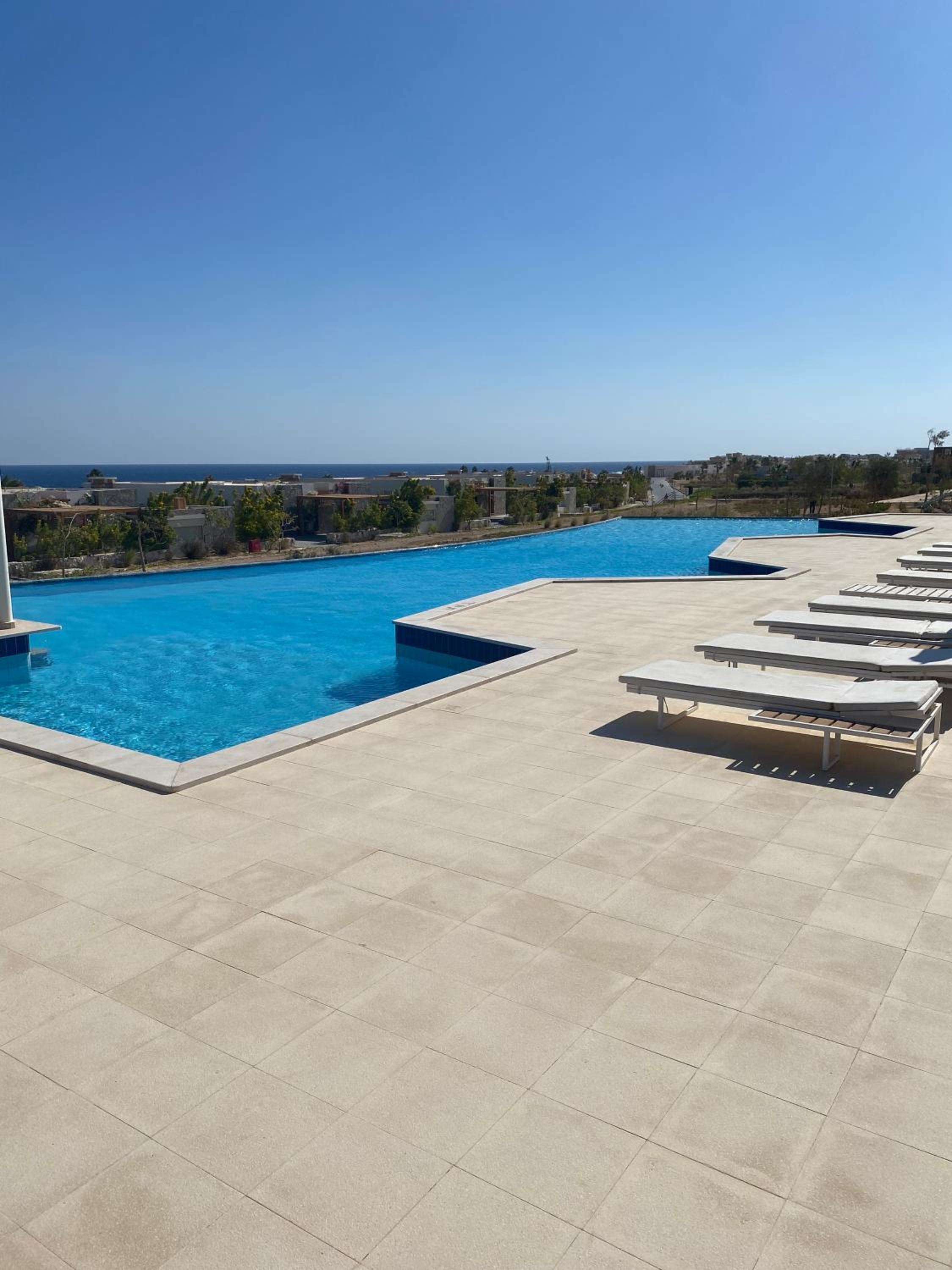 Luxury One Bedroom Apartment with Sea view in SomaBay