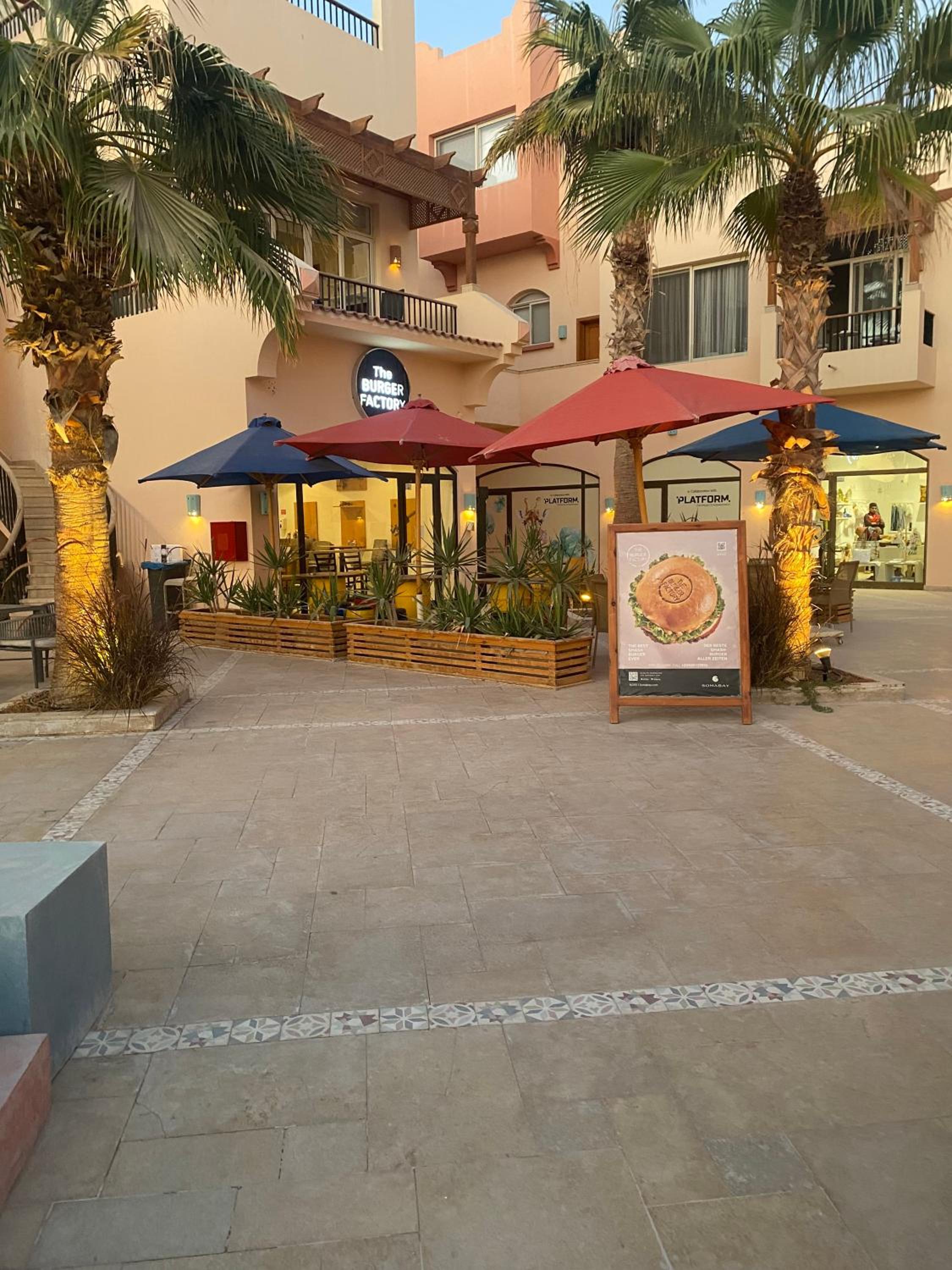 Luxury One Bedroom Apartment with Sea view in SomaBay