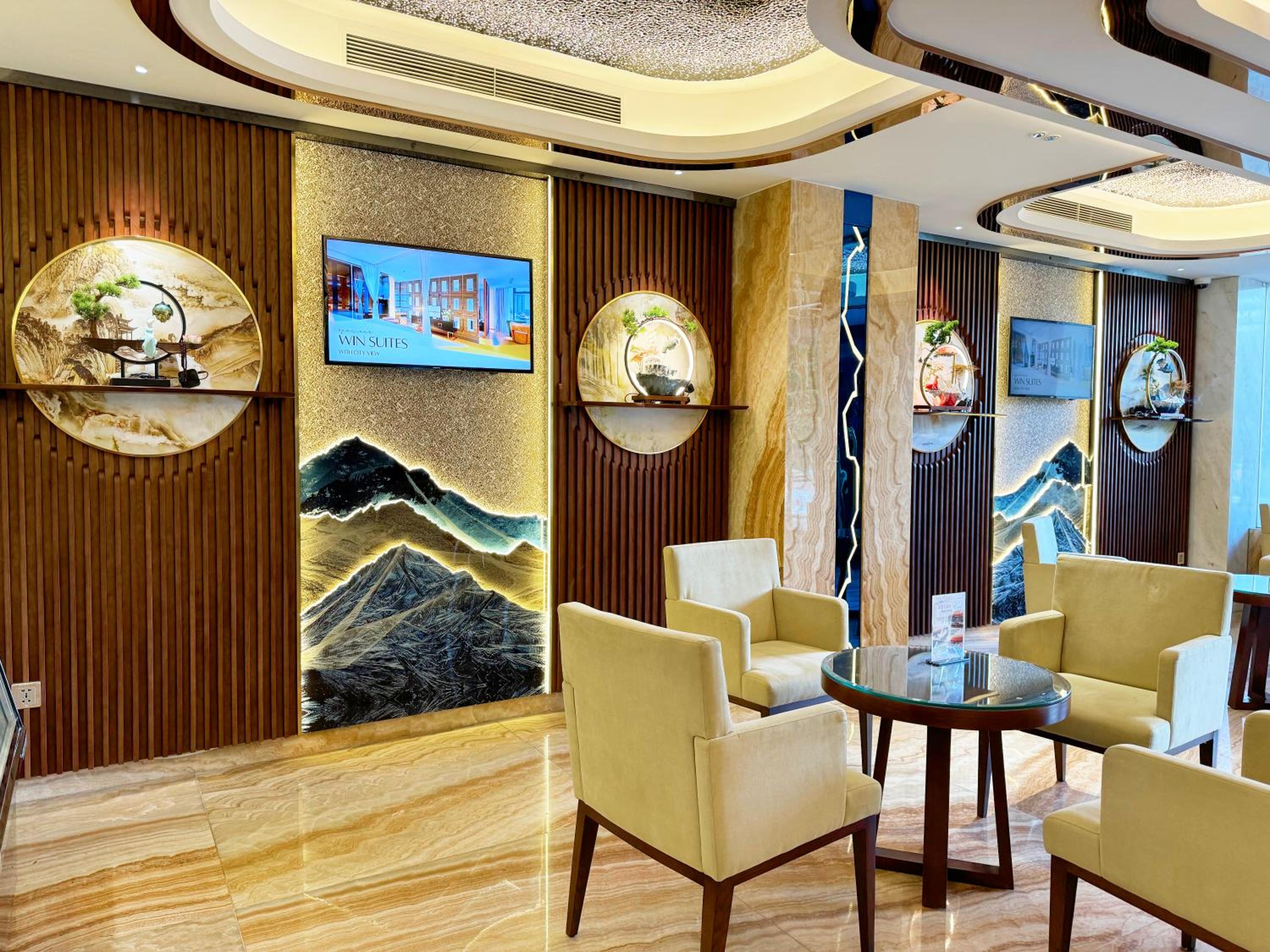 Winsuites Sai Gon Hotel 36