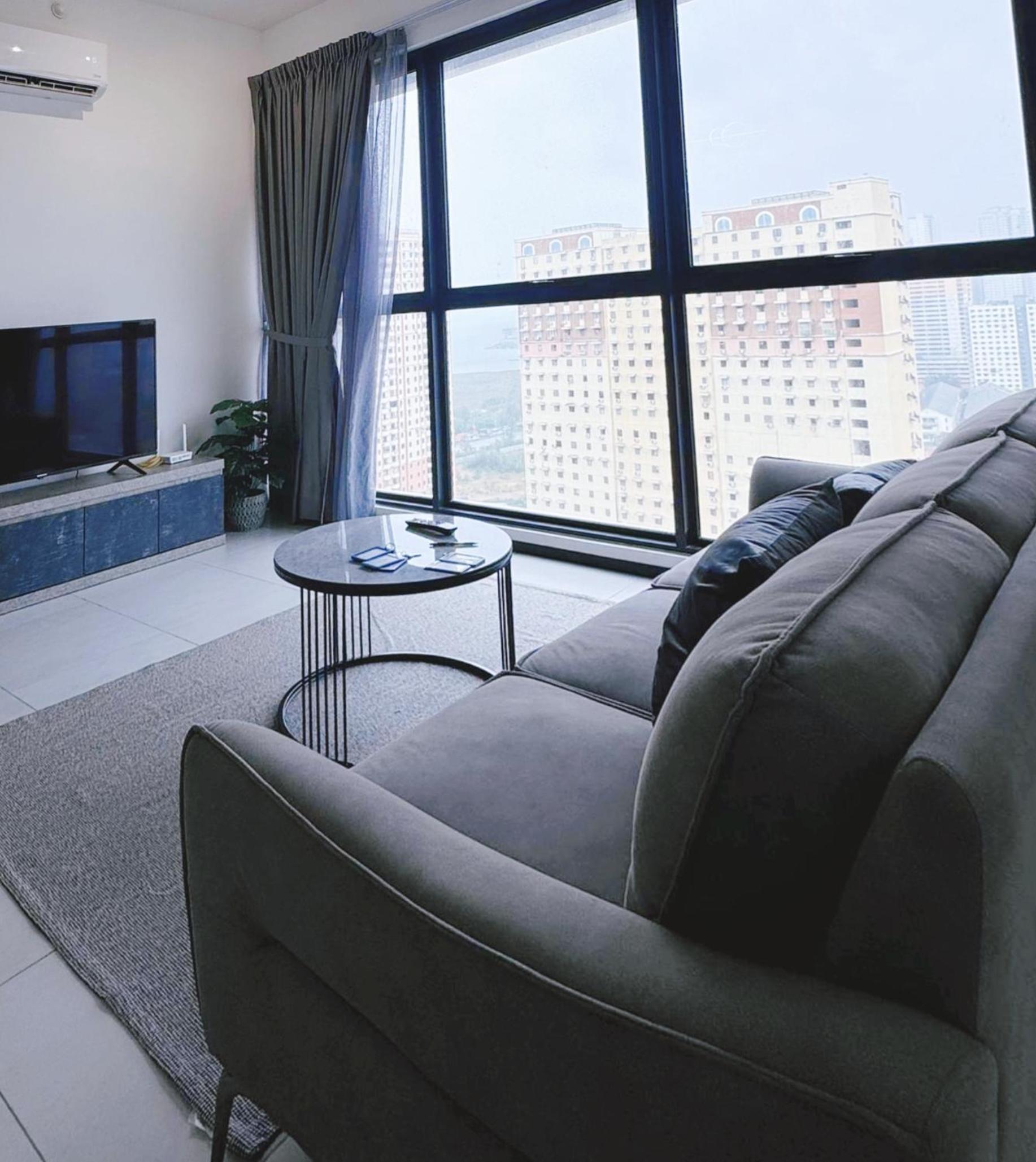 Urban Suites TWO Or THREE Bedroom Georgetown by ANC