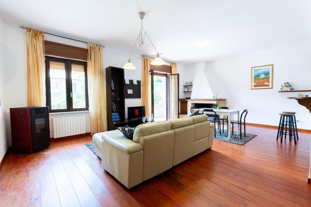 Appartamento Confortevole, Wi-Fi & Colazione Free view 3