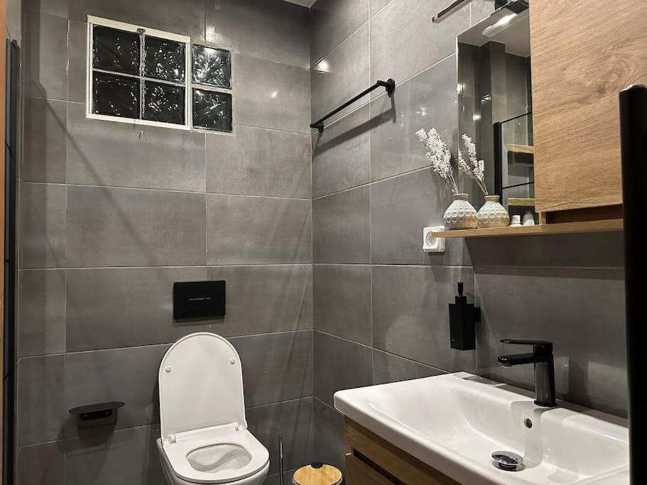 MYSTICOVE GAZI Acropolis view 3 minutes to metro Direct airport and port