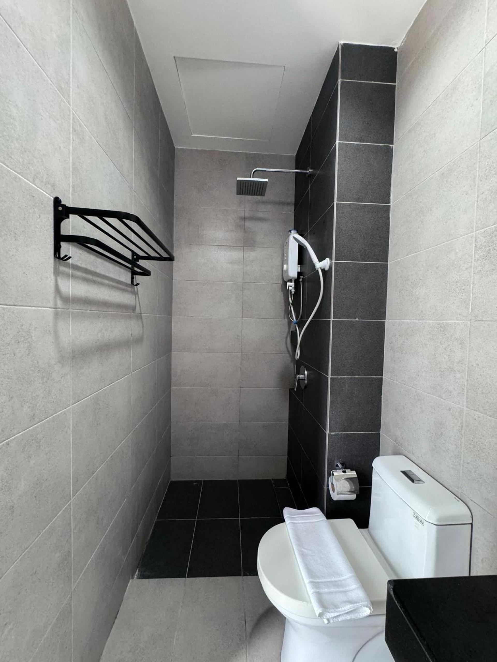 Urban Suites TWO Or THREE Bedroom Georgetown by ANC