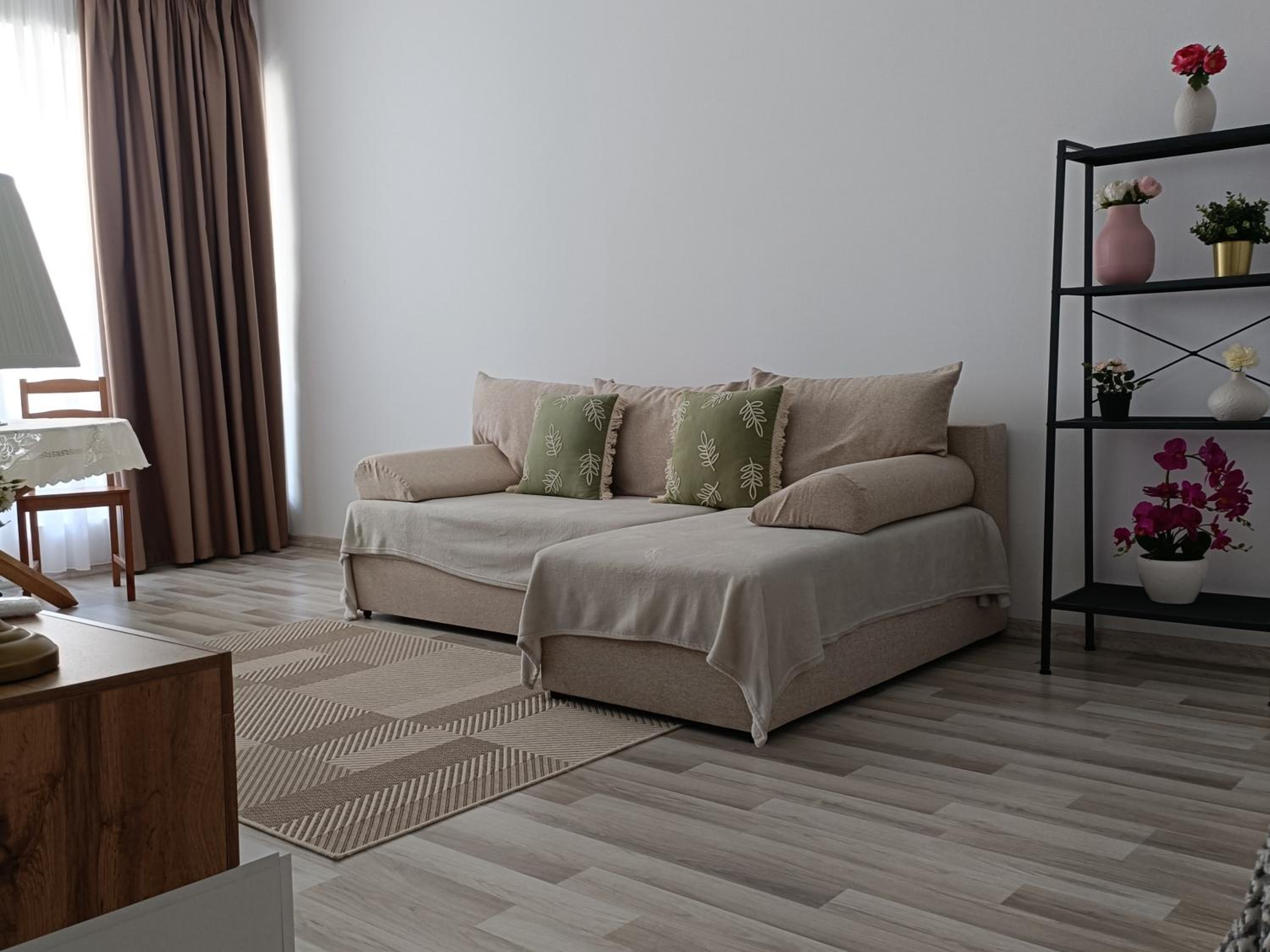 Safirului apartment view 2