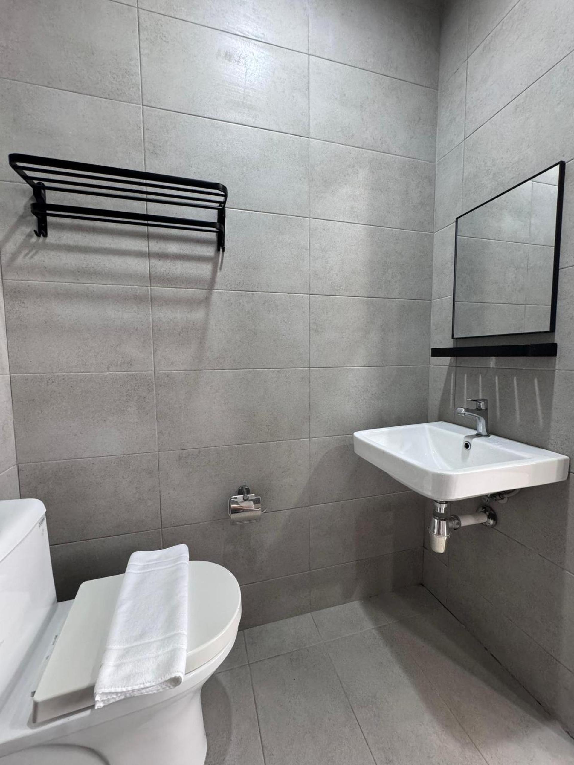 Urban Suites TWO Or THREE Bedroom Georgetown by ANC