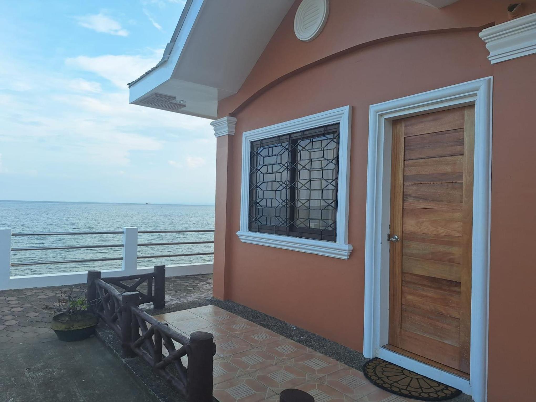Japitan Waterfront Resort, photo 17