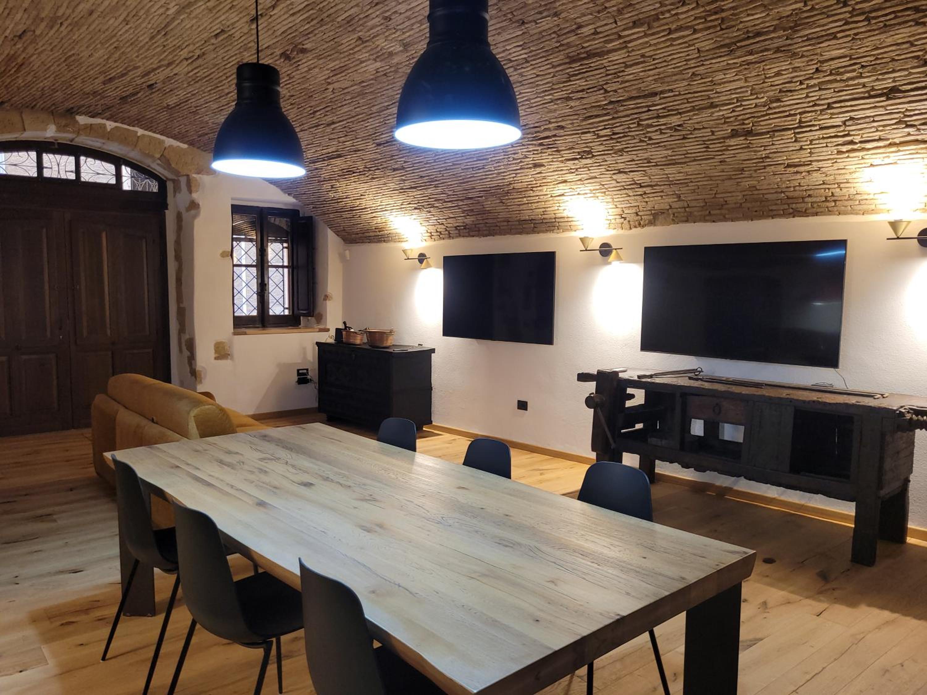 meeting & event spaces