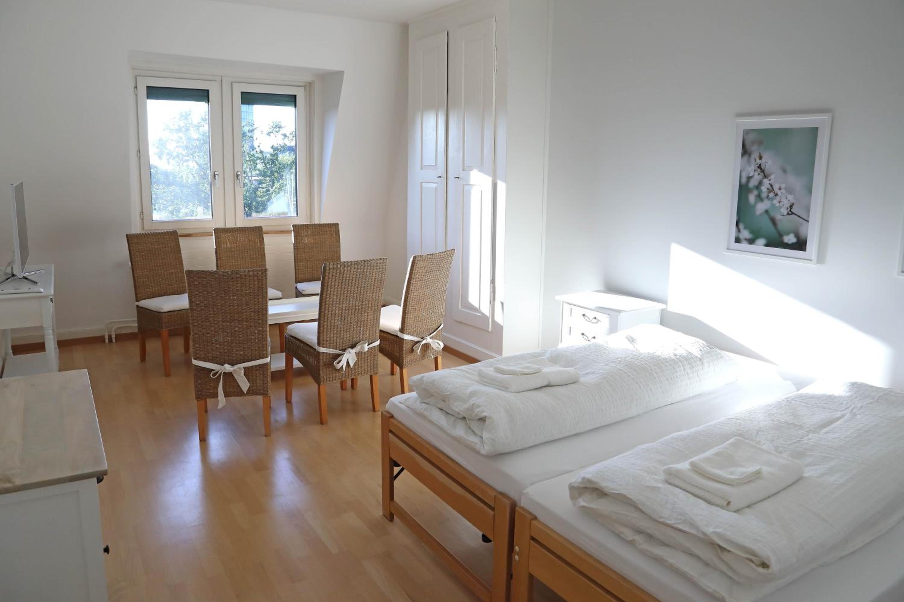 Grosse, ruhige Wohnung in Zürich, nahe Zentrum