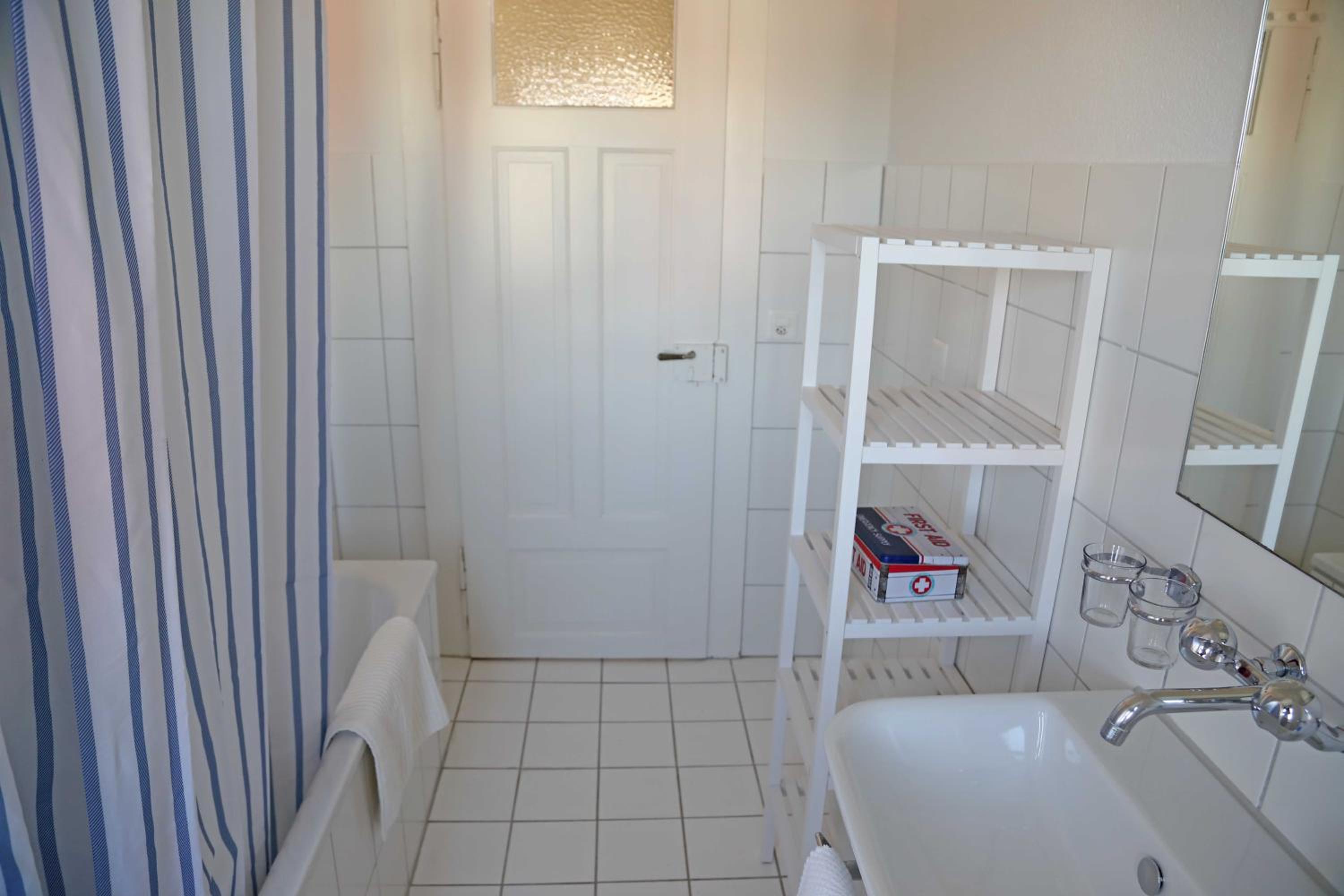 Grosse, ruhige Wohnung in Zürich, nahe Zentrum