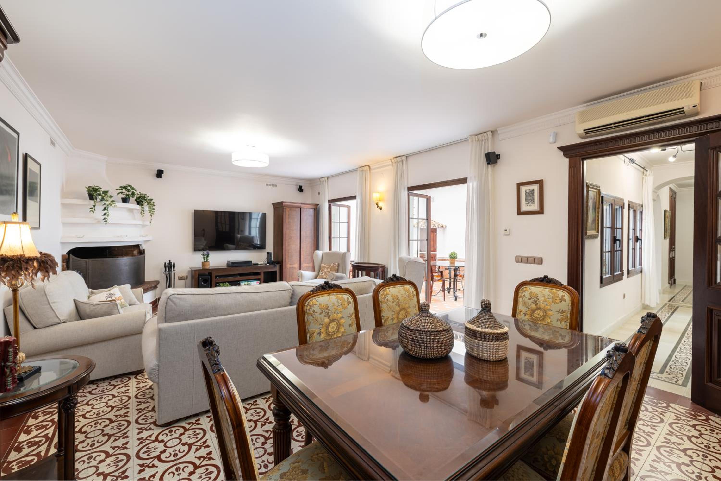 Luxury Home Fuengirola Center by AORA STAY