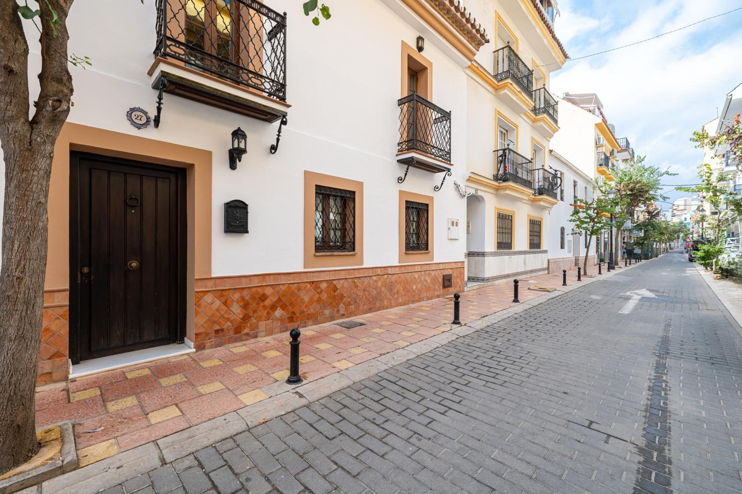 Luxury Home Fuengirola Center by AORA STAY