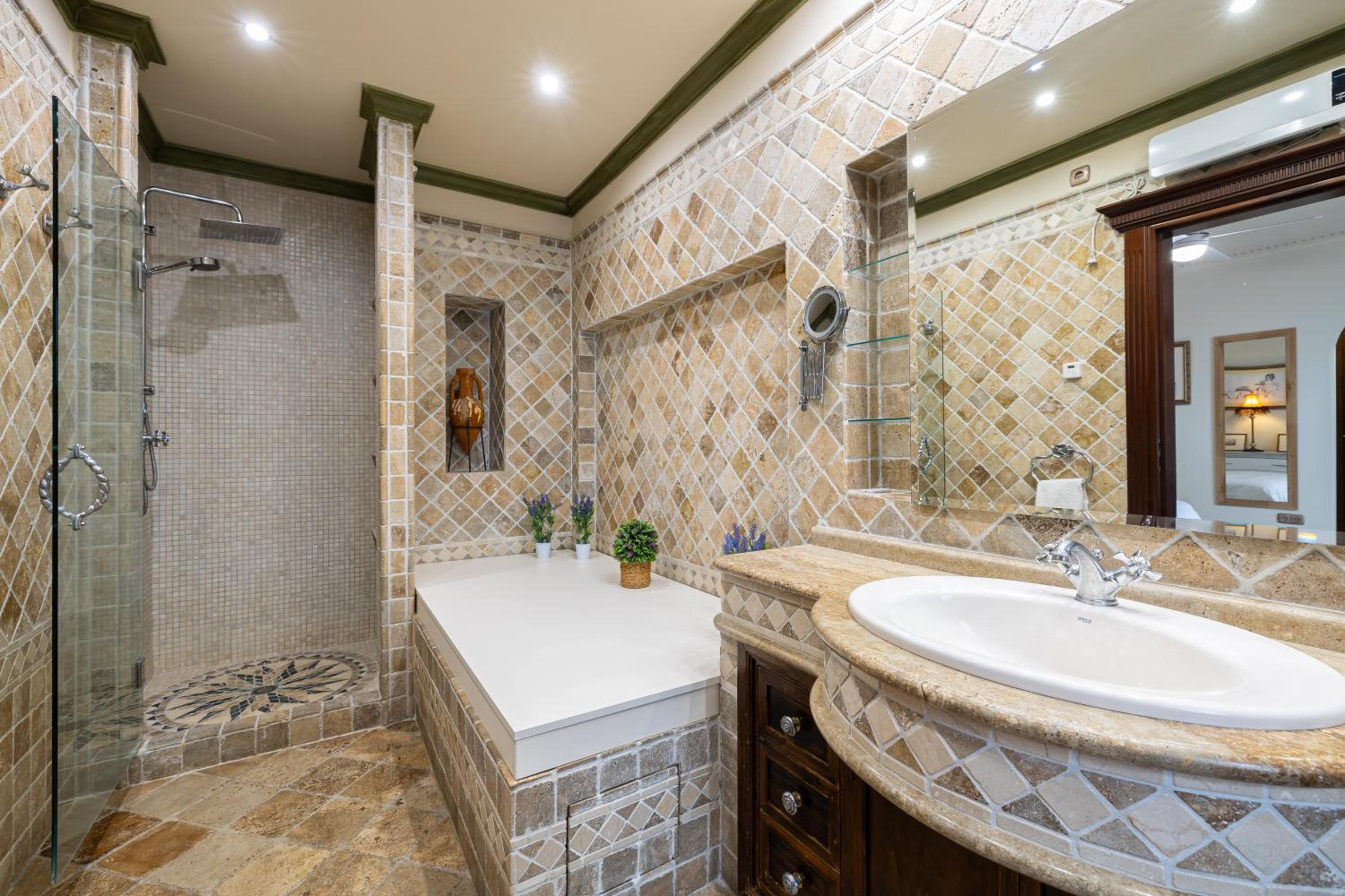 Luxury Home Fuengirola Center by AORA STAY