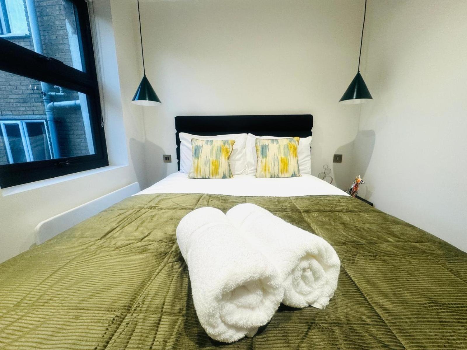 Luxury Central London flats, best location in town — hotel room