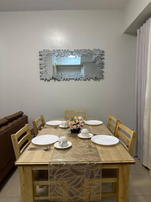 2 Bedroom Samal View with Balcony Verdon Parc view 5