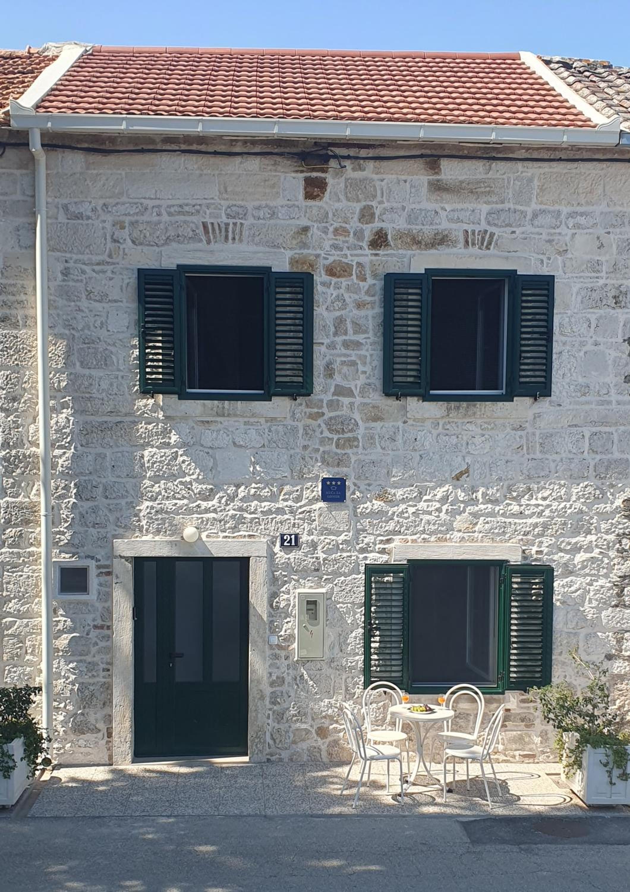 Photo 43