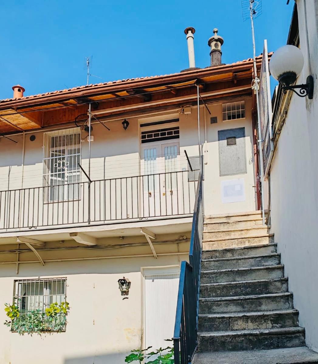 Casetta nel cortile view 5