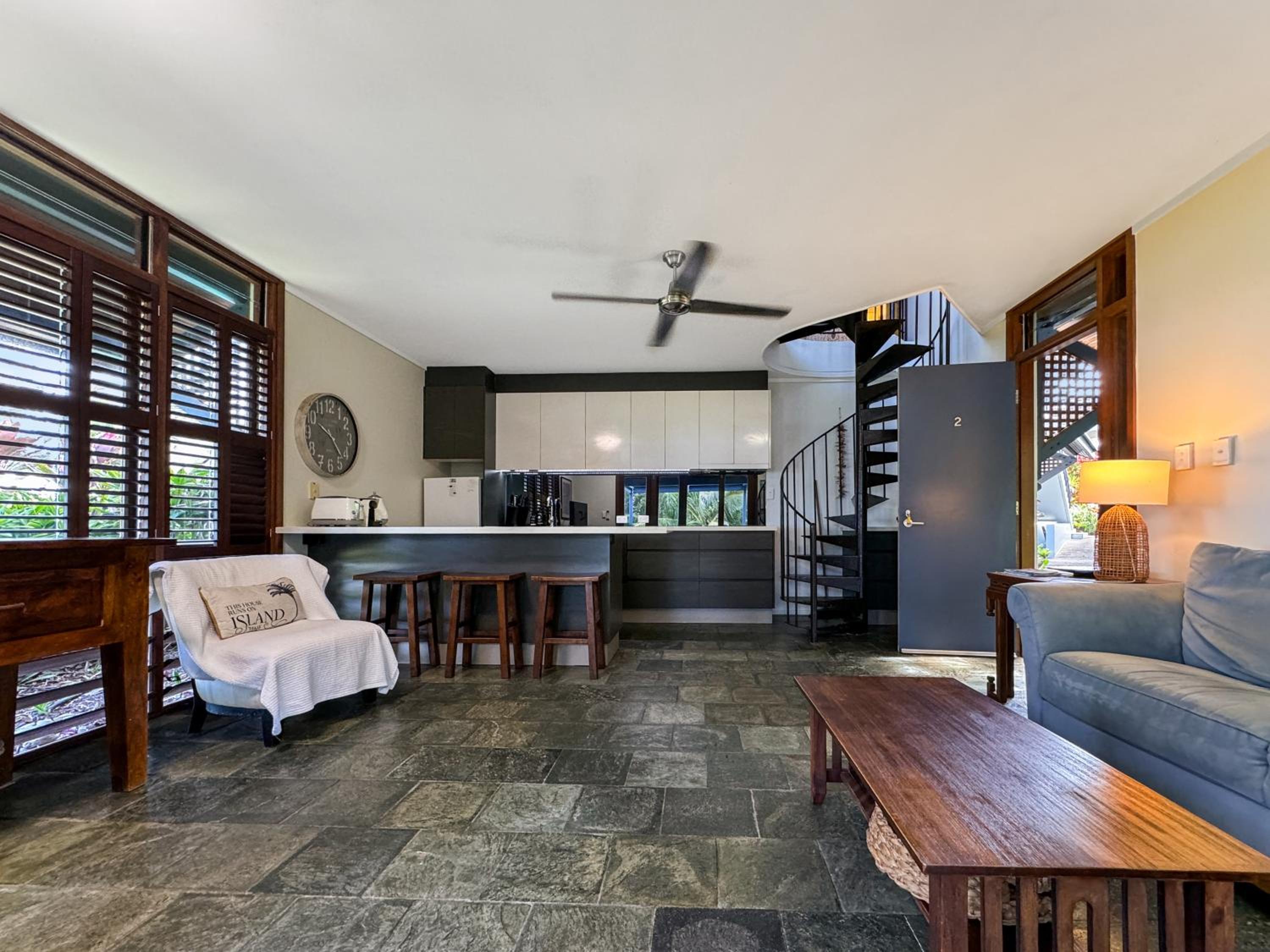 Wongalinga Beachfront Apartments