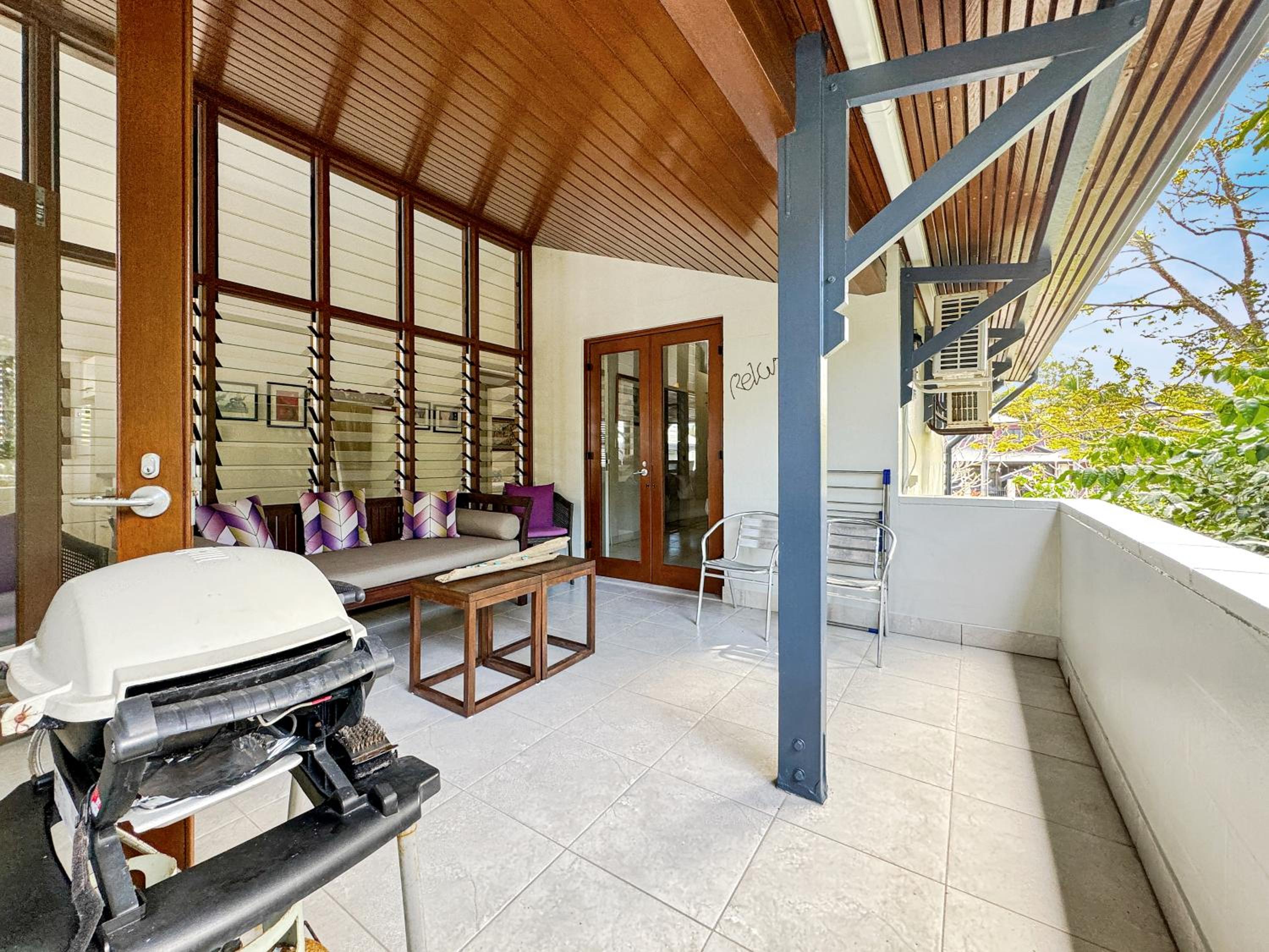 Wongalinga Beachfront Apartments