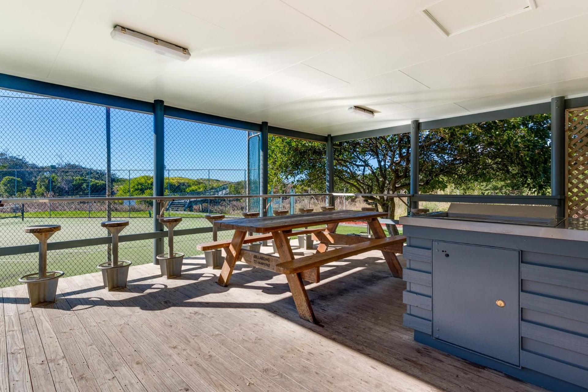 Casa Tropicana Villa with Ocean Views - Steps from Beach Surfs Up!