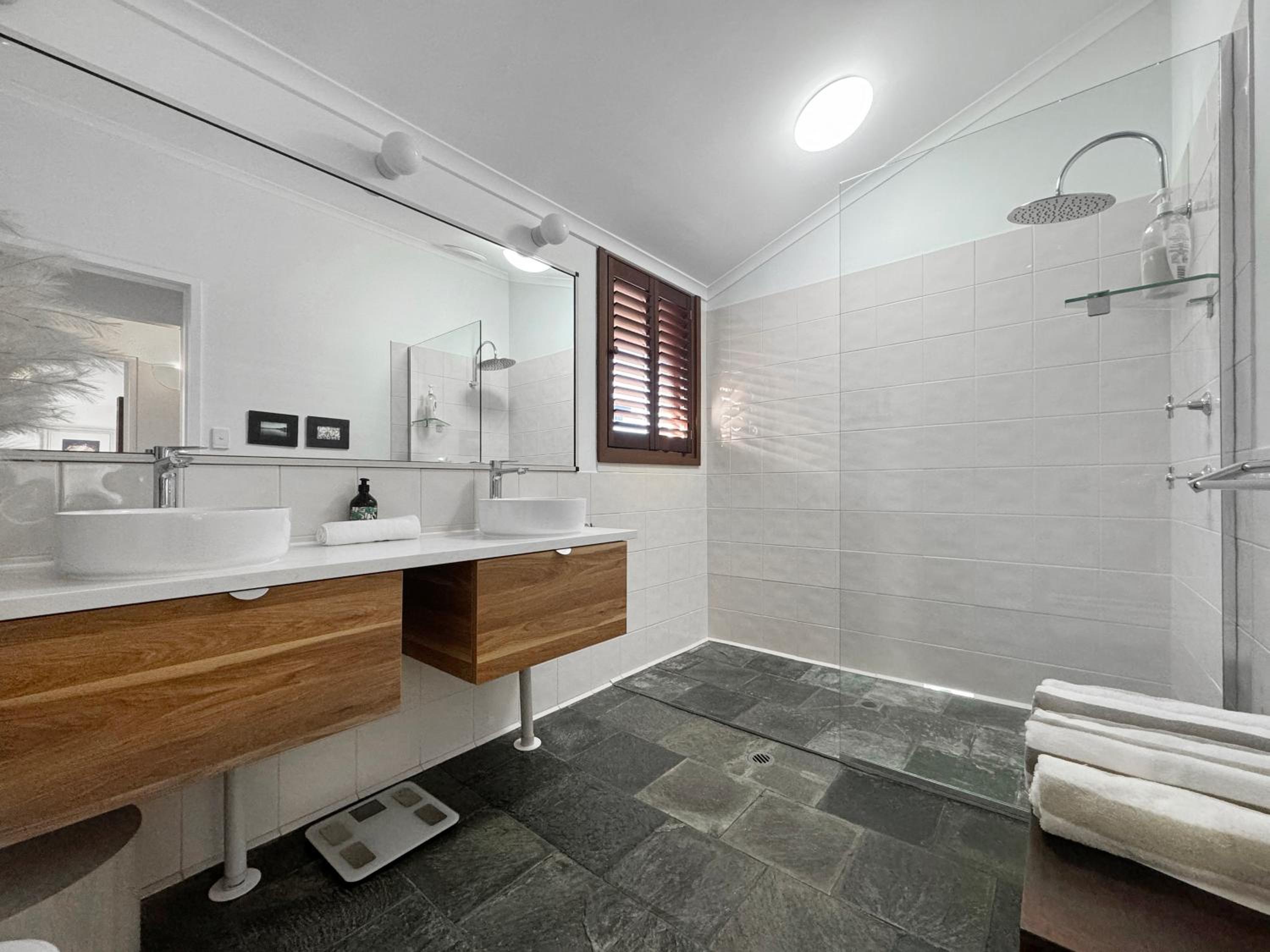 Wongalinga Beachfront Apartments