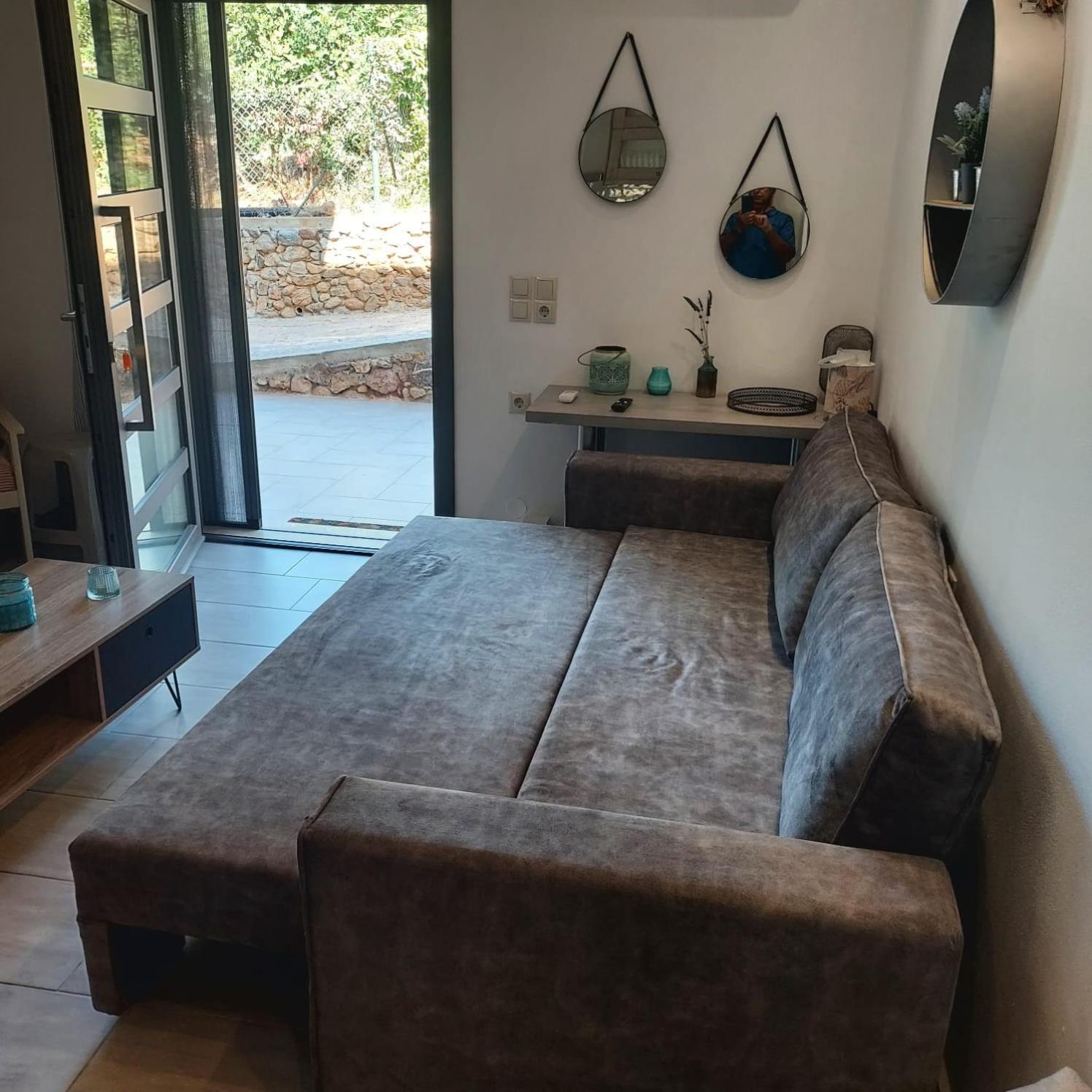 Malena Apartment by 8essentially