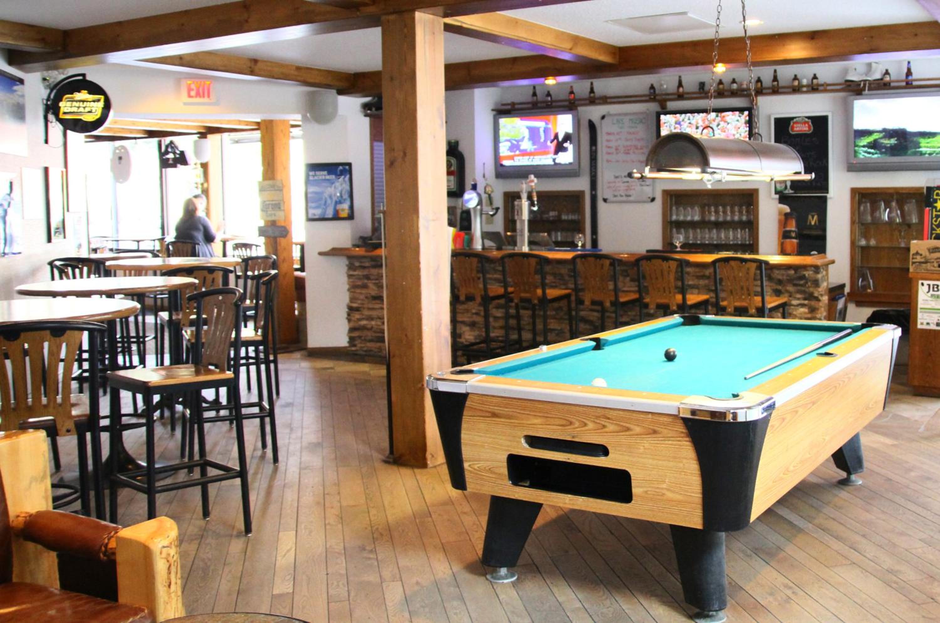 Jasper Vacations - Whistler's Inn - Property Image 10
