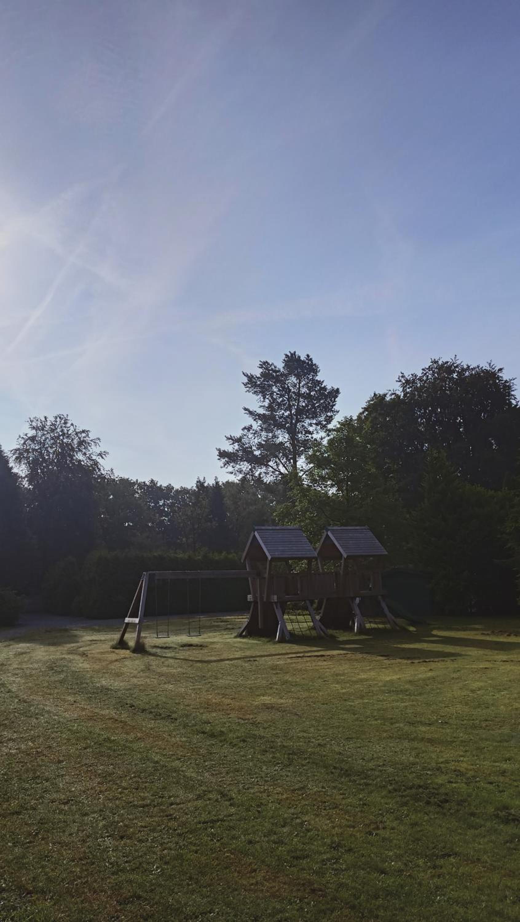 Het Houten Boshuisje