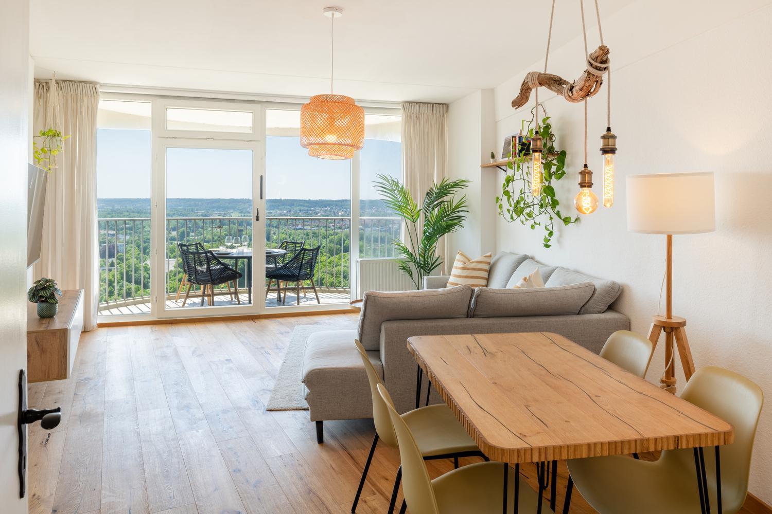 Best Butler Skyline Lodge City Apartment Netflix