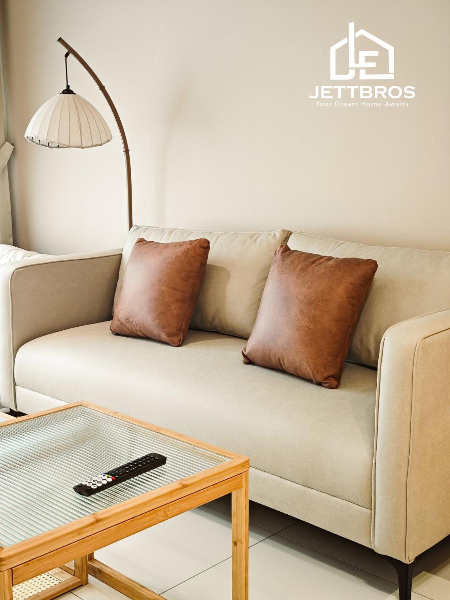 D' Summit Residence By JettBros Johor Bahru