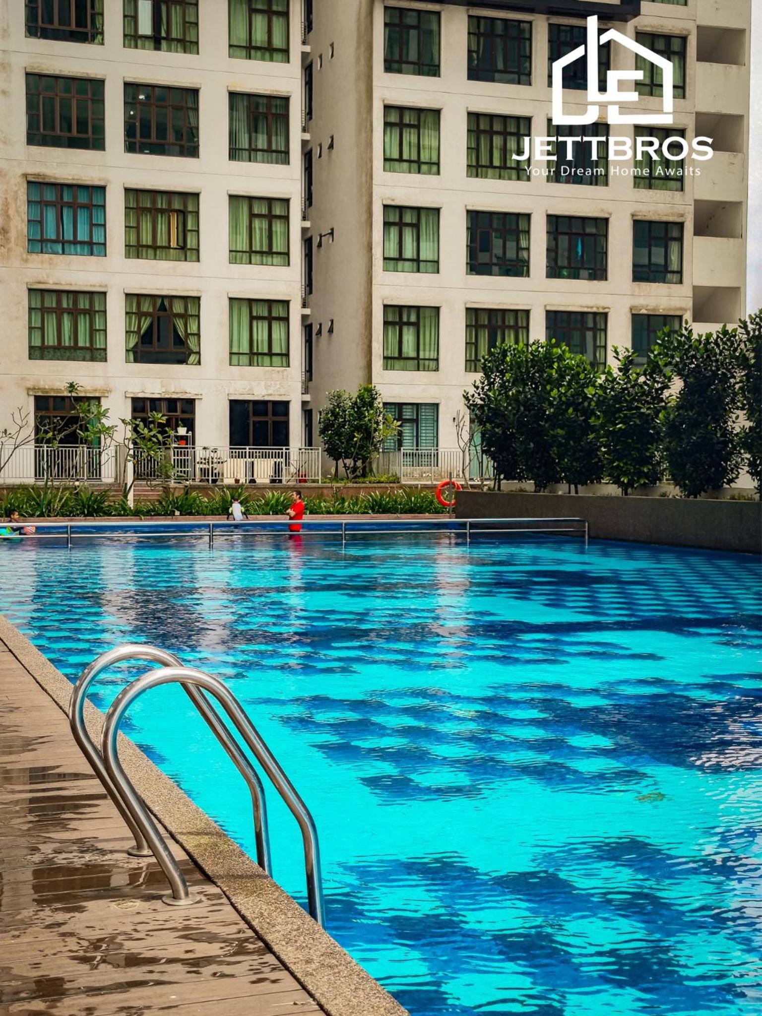 D' Summit Residence By JettBros Johor Bahru