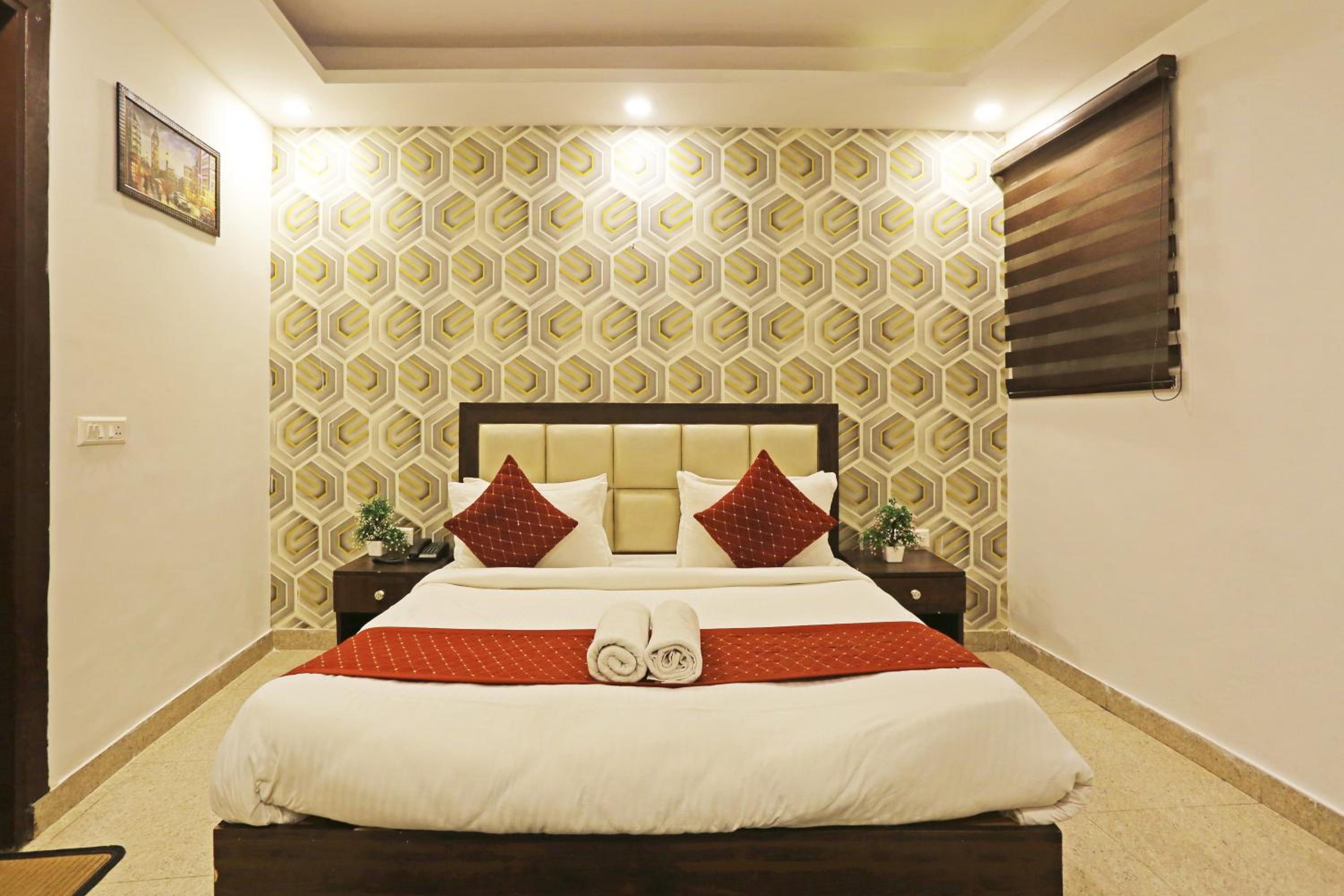 Hotel El De Olive Aero Suites Near Delhi IGI Airport view 5