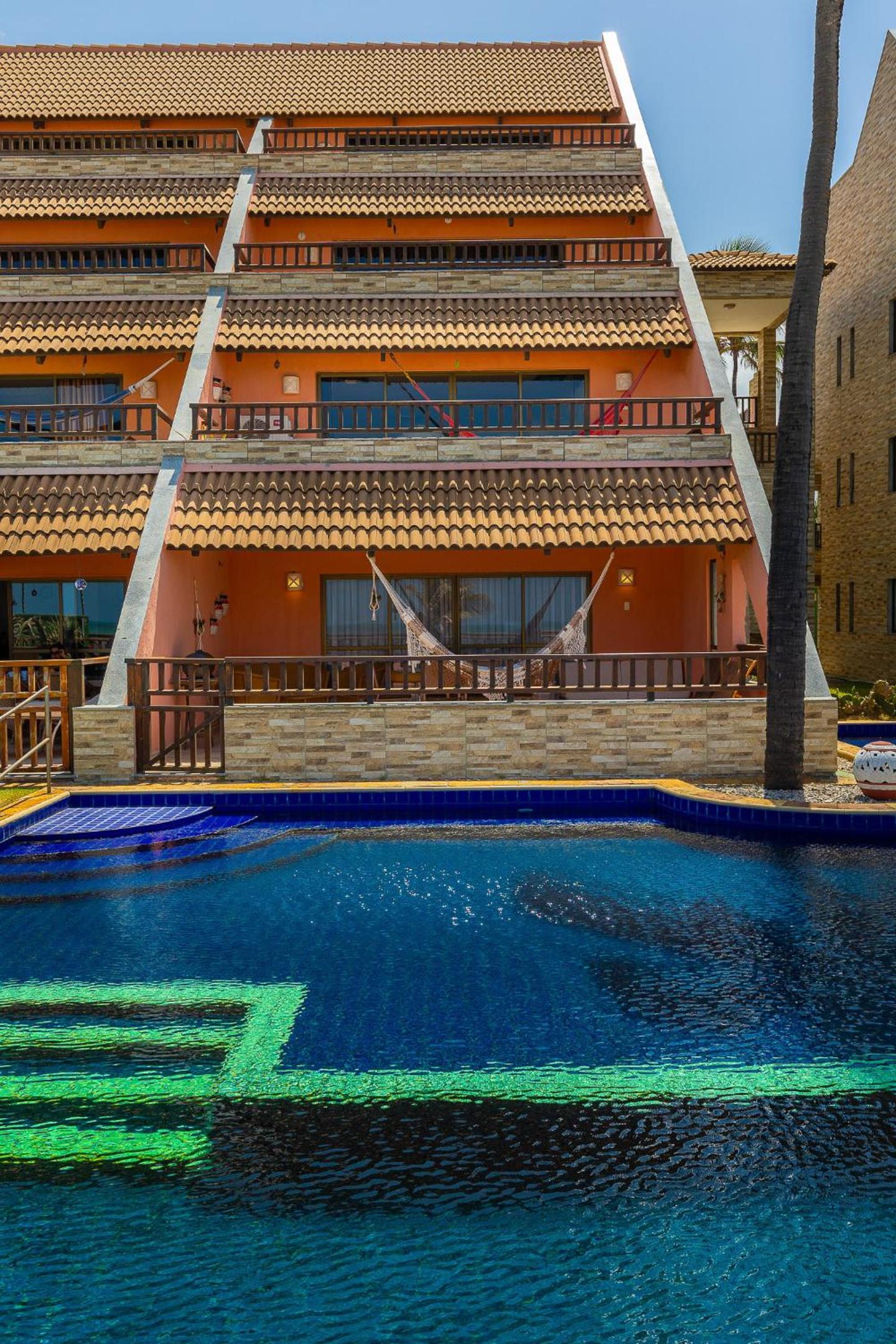 Oceanview A102 - PÉ NA ÁREA - perto do centro, 2 dormitórios, piscina, cozinha, 116m2 view 3