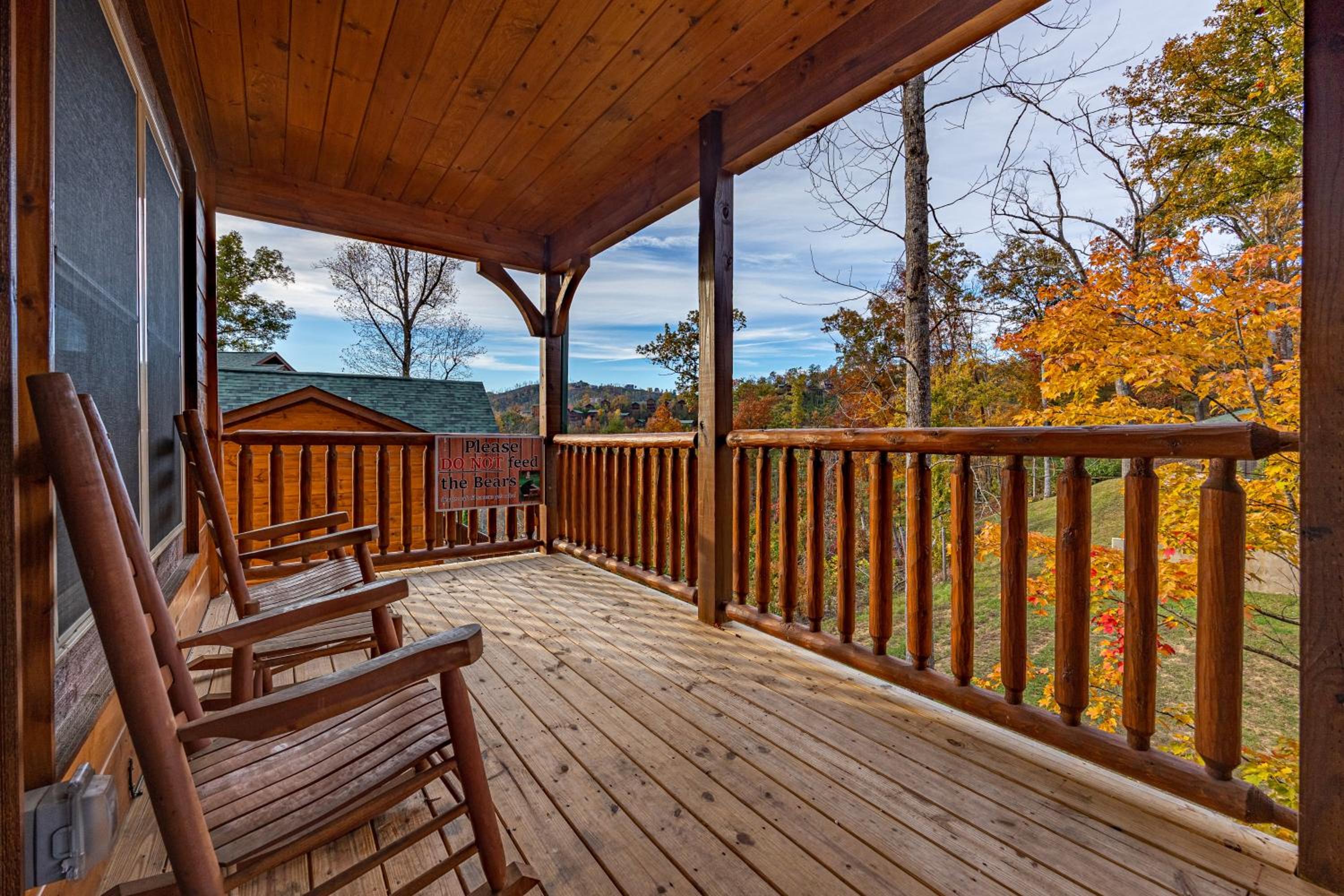 Emma's Mountain Getaway view 3