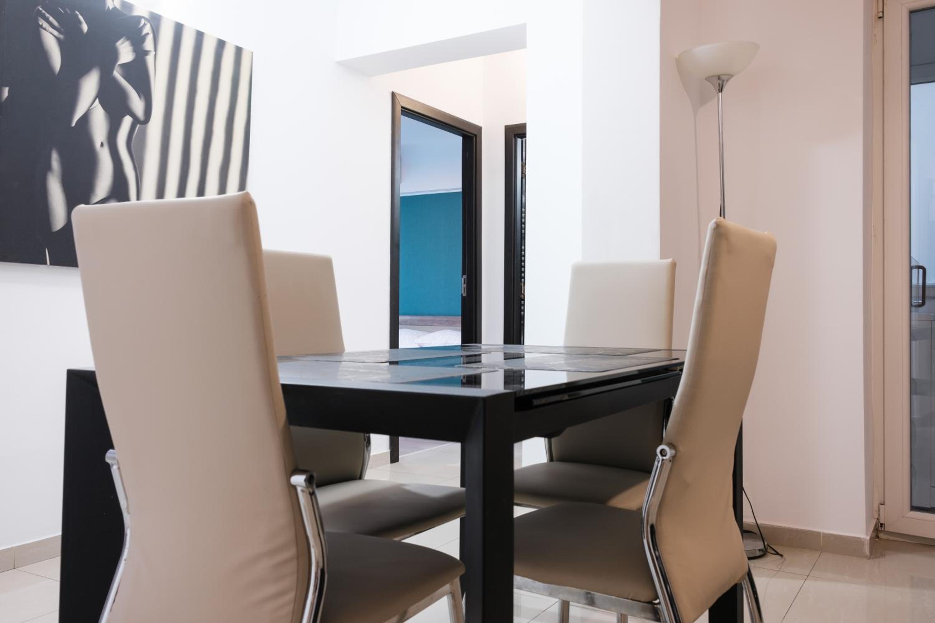 Konstanzer Stefan 15 - Old Town Apt - Palas Mall - AC view 2