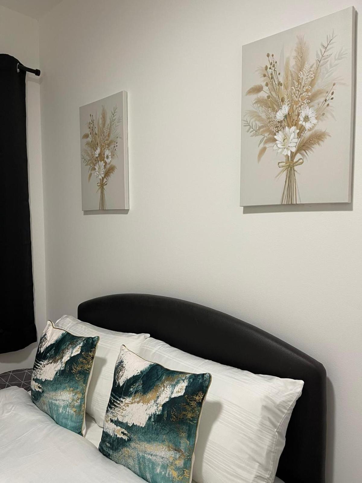 Home away - Southampton City Centre Apartment